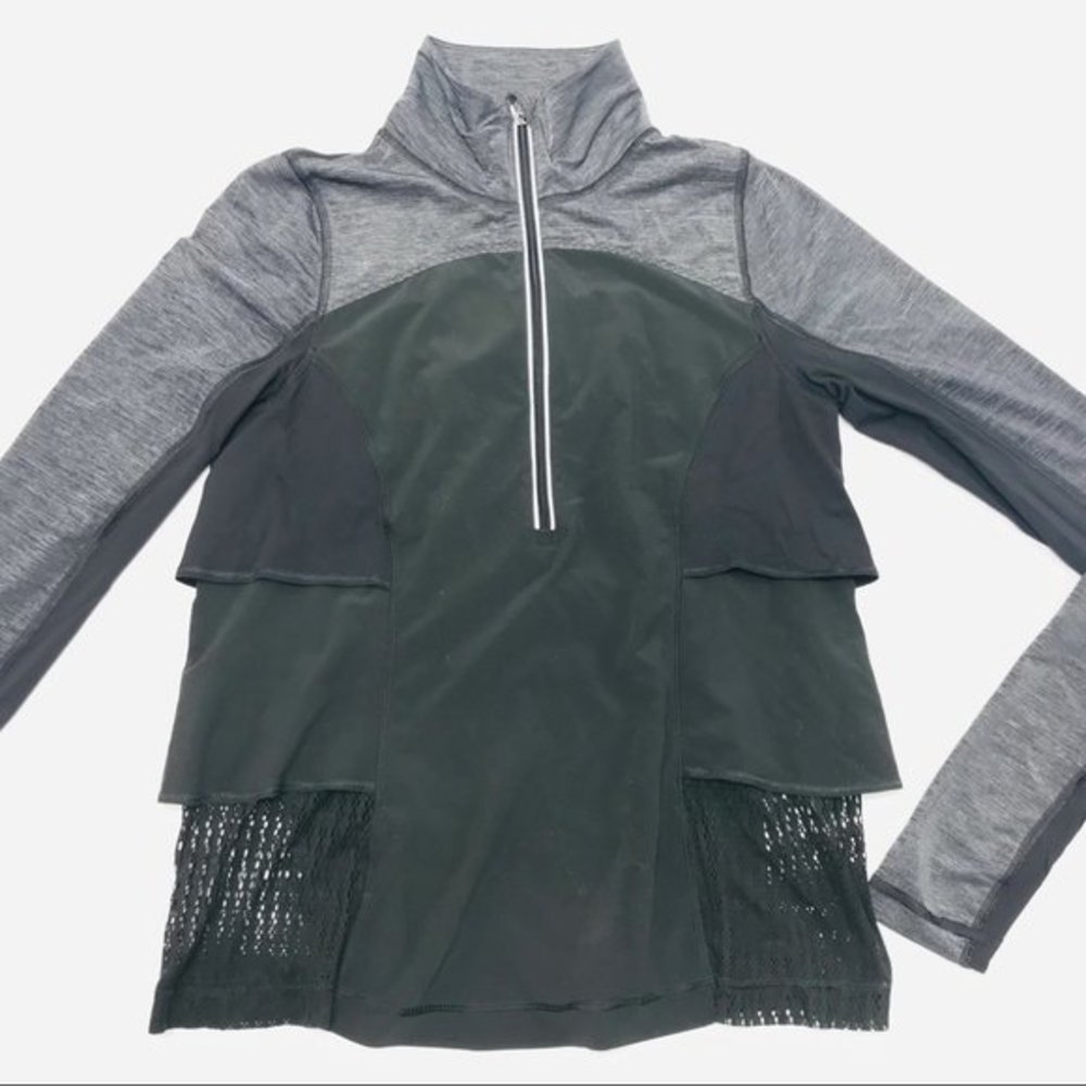 Lululemon Rare Black Gray Pleated Vented Thumb cuffs Yoga Riding Jacket Half Zip